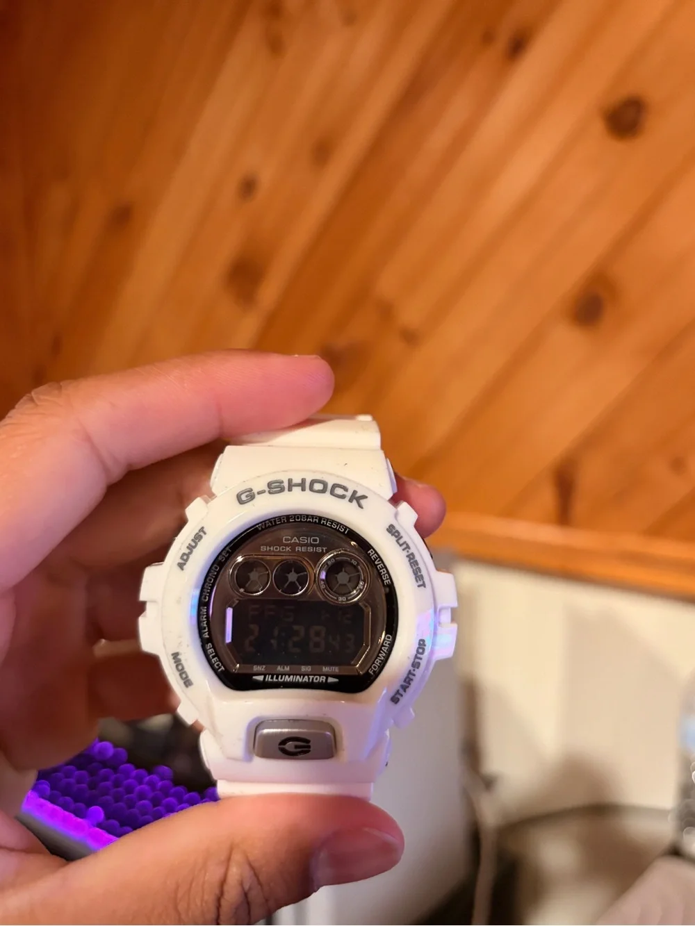 White Casio G-SHOCK DW6900